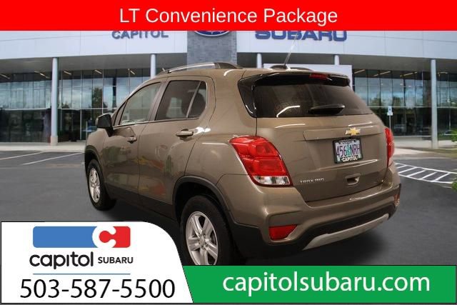 Used 2022 Chevrolet Trax LT w/ LT Convenience Package image 6