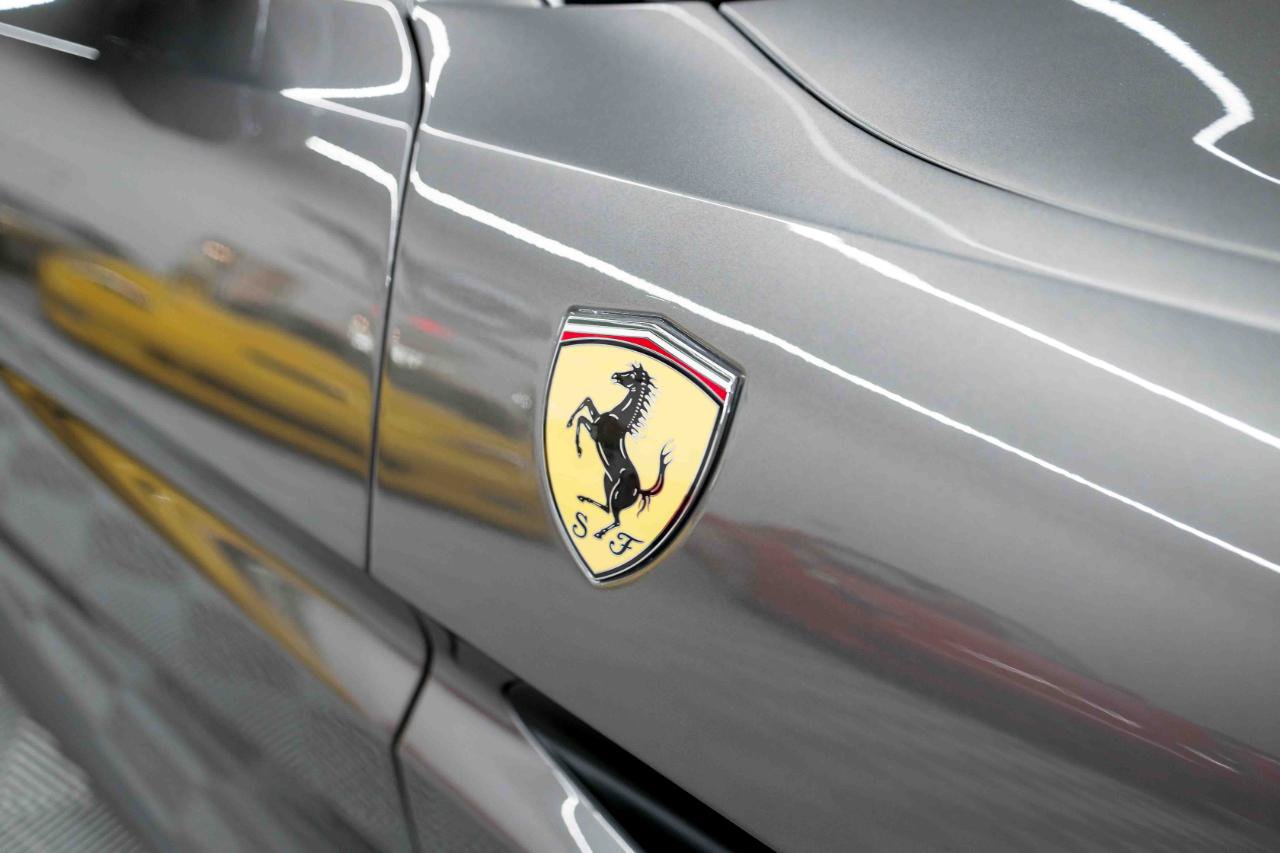 Used 2020 Ferrari Portofino RWD image 30