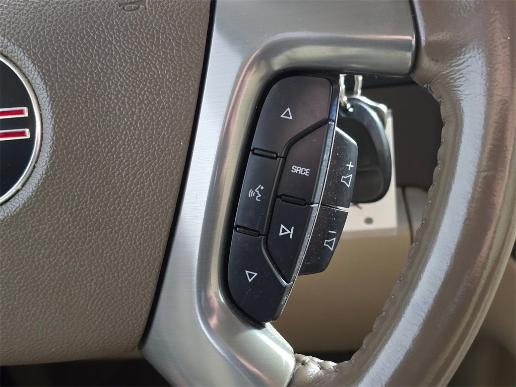 Used 2008 GMC Yukon SLE w/ Exterior Appearance Package image 36