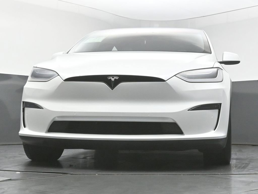 Used 2023 Tesla Model X image 45