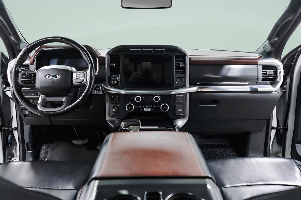 Used 2023 Ford F150 Lariat w/ Equipment Group 502A High image 10