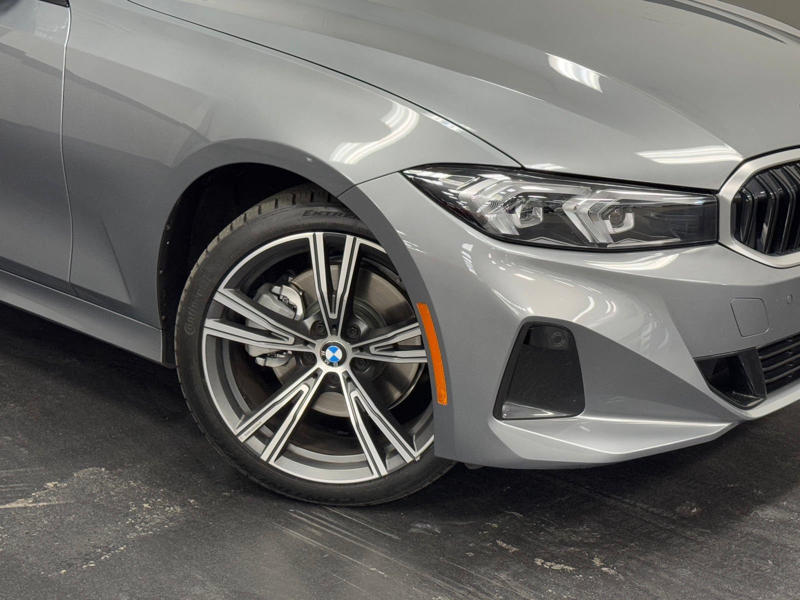 Used 2023 BMW 330i Sedan w/ Driving Assistance Package RWD image 4