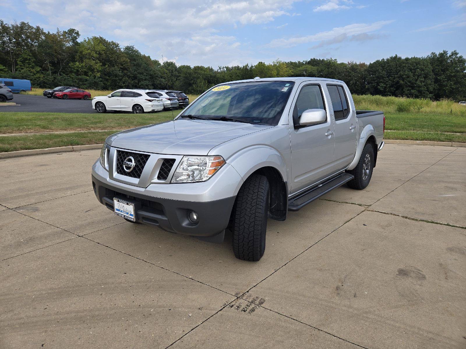 Used 2014 Nissan Frontier PRO-4X w/ Pro-4x Luxury Package AWD/4WD image 4