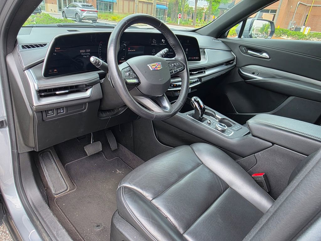 Used 2024 Cadillac XT4 Premium Luxury AWD/4WD image 11
