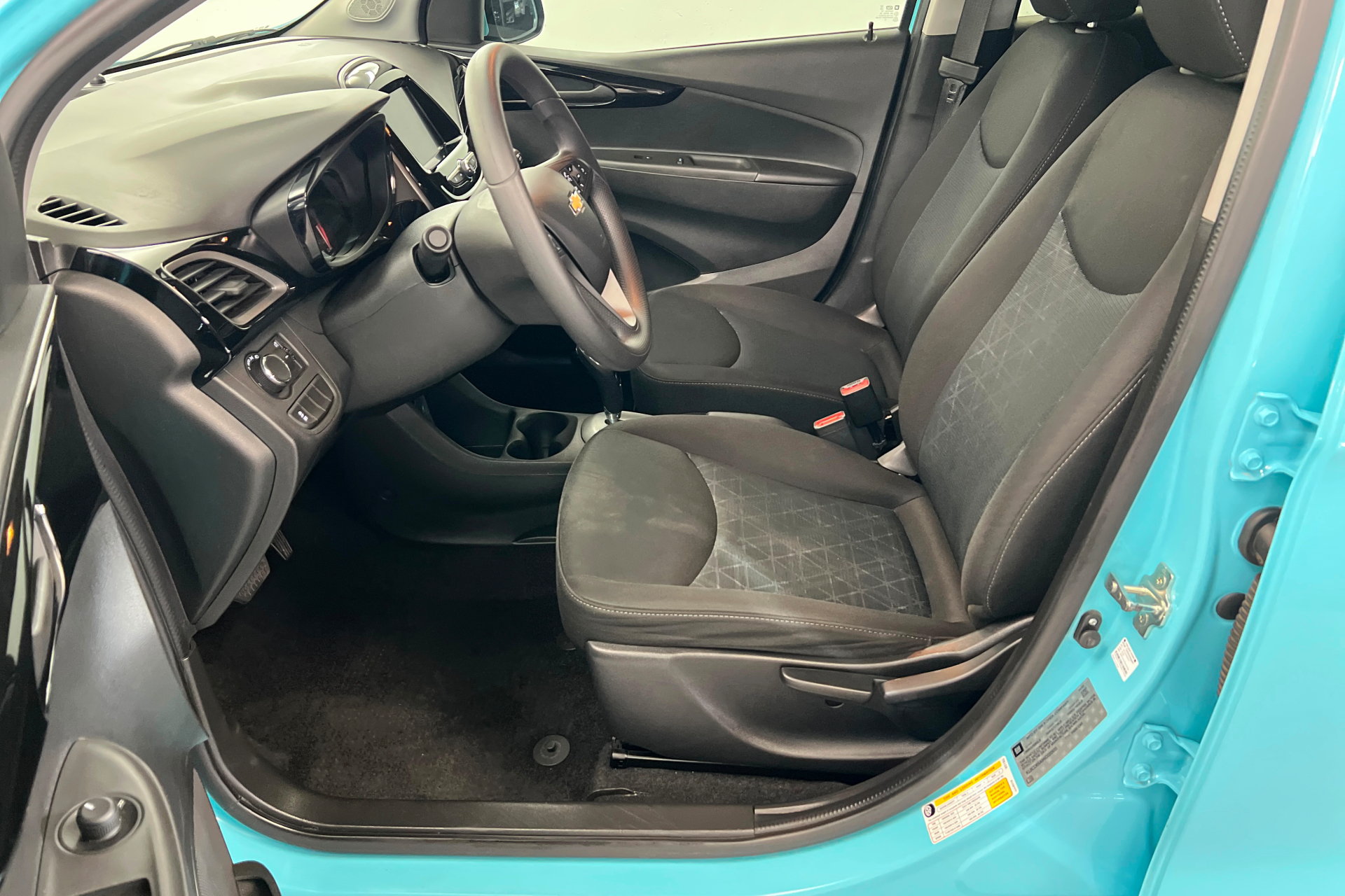 Used 2022 Chevrolet Spark LT FWD image 18