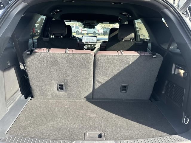 New 2026 Ford Explorer Platinum image 10