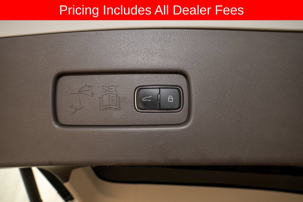 Used 2021 Lincoln Aviator Reserve w/ Equipment Group 201A AWD/4WD image 6
