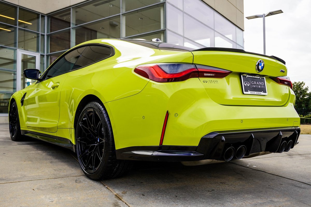 Used 2024 BMW M4 Coupe w/ Executive Package image 13