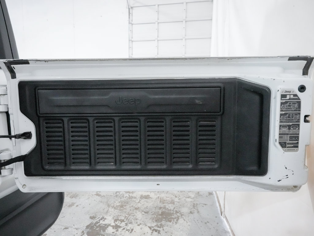 Used 2019 Jeep Wrangler Unlimited Rubicon AWD/4WD image 39