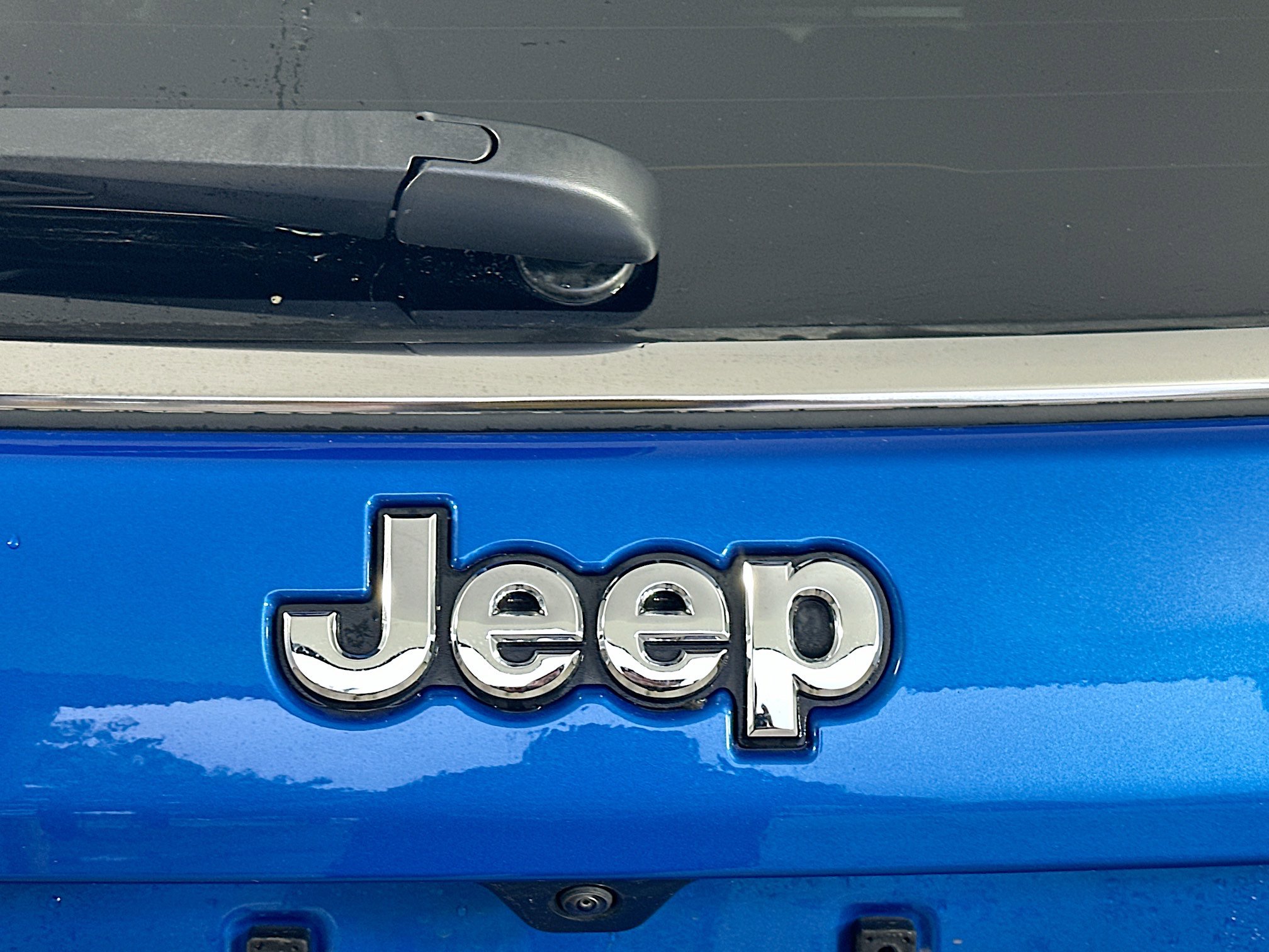 Certified 2025 Jeep Compass Sport image 31