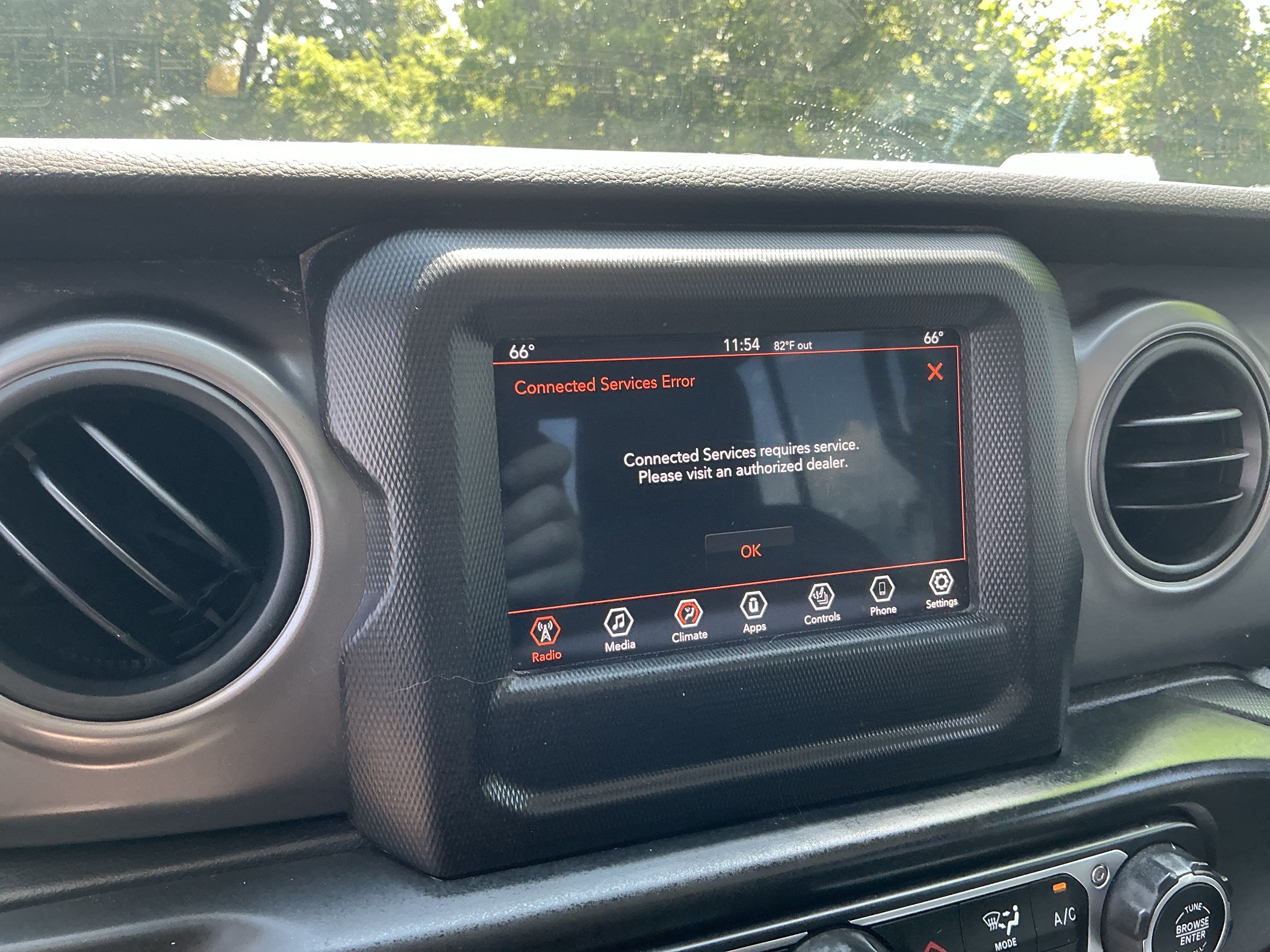 Used 2022 Jeep Gladiator Sport AWD/4WD image 23