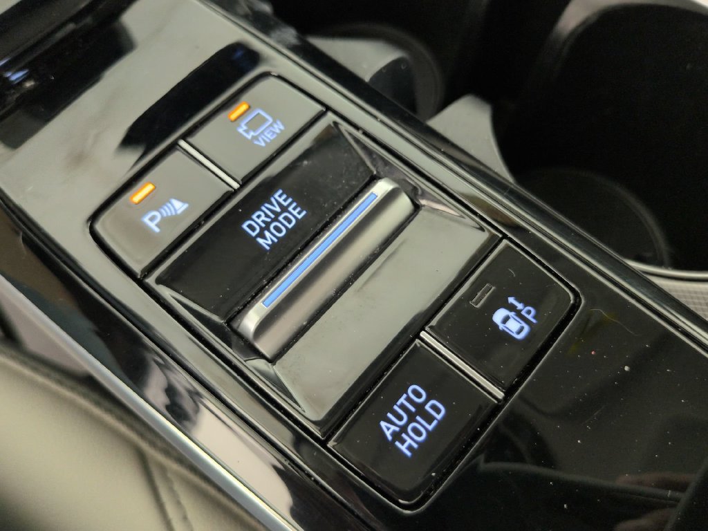 Used 2023 Hyundai Sonata Limited w/ Preferred Accessory Package FWD image 37