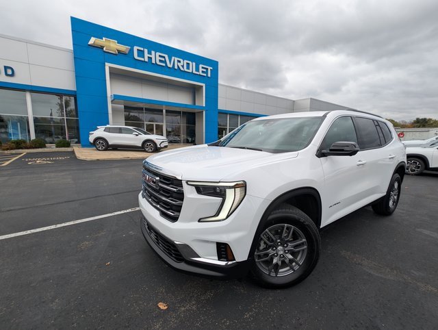 Used 2025 GMC Acadia Elevation image 31