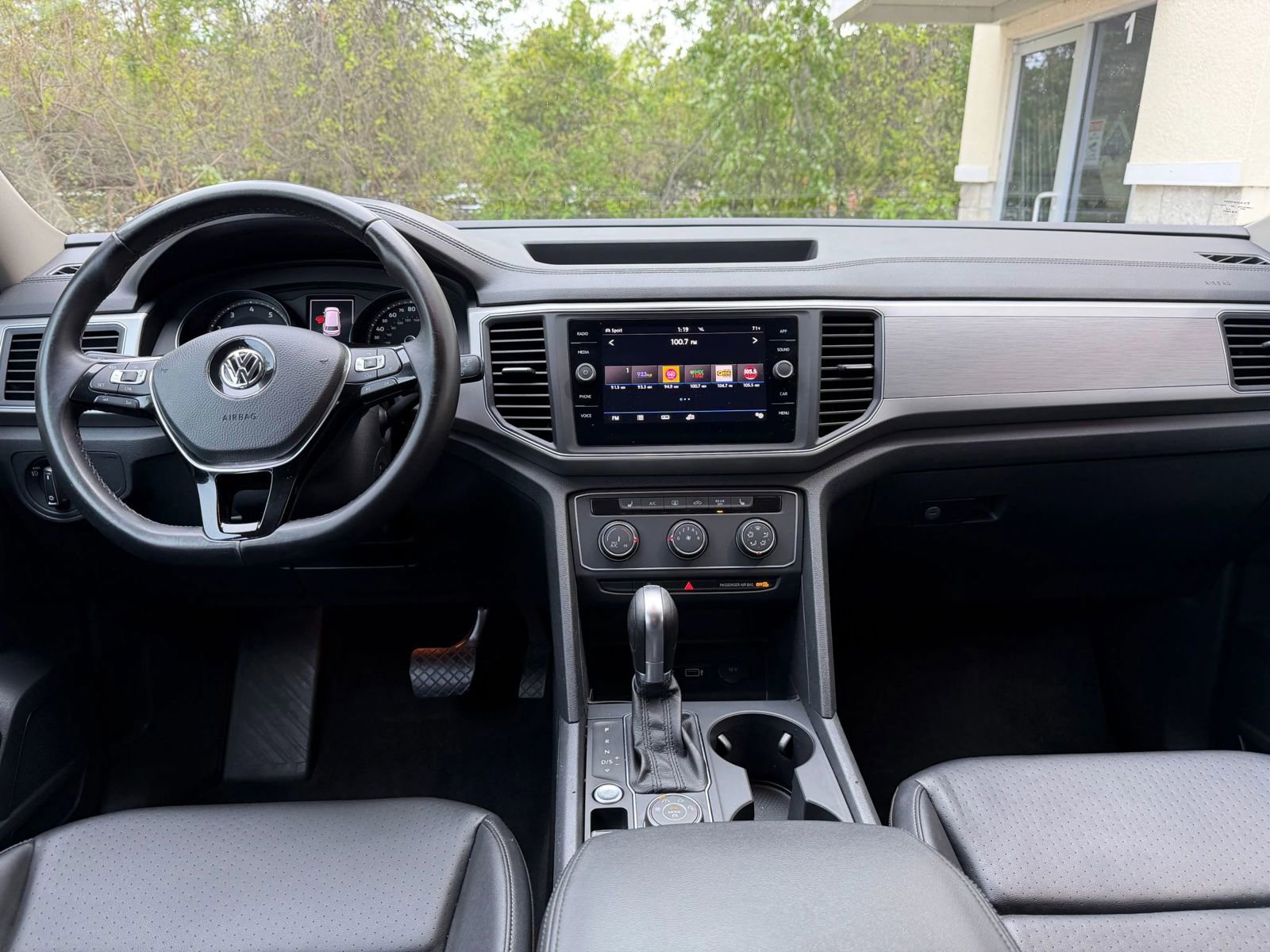 Used 2018 Volkswagen Atlas SE image 18
