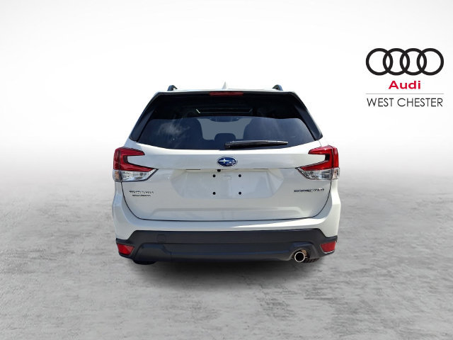 Used 2023 Subaru Forester Limited AWD/4WD image 5