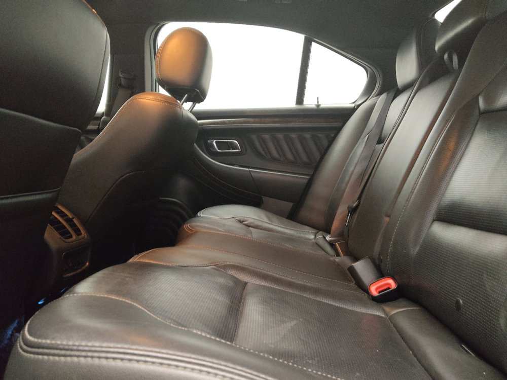 Used 2019 Ford Taurus Limited FWD image 18