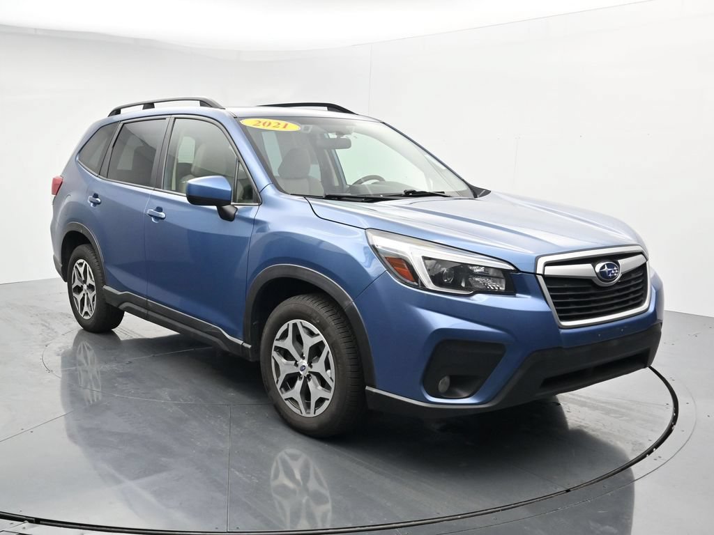 Used 2021 Subaru Forester Premium AWD/4WD image 2