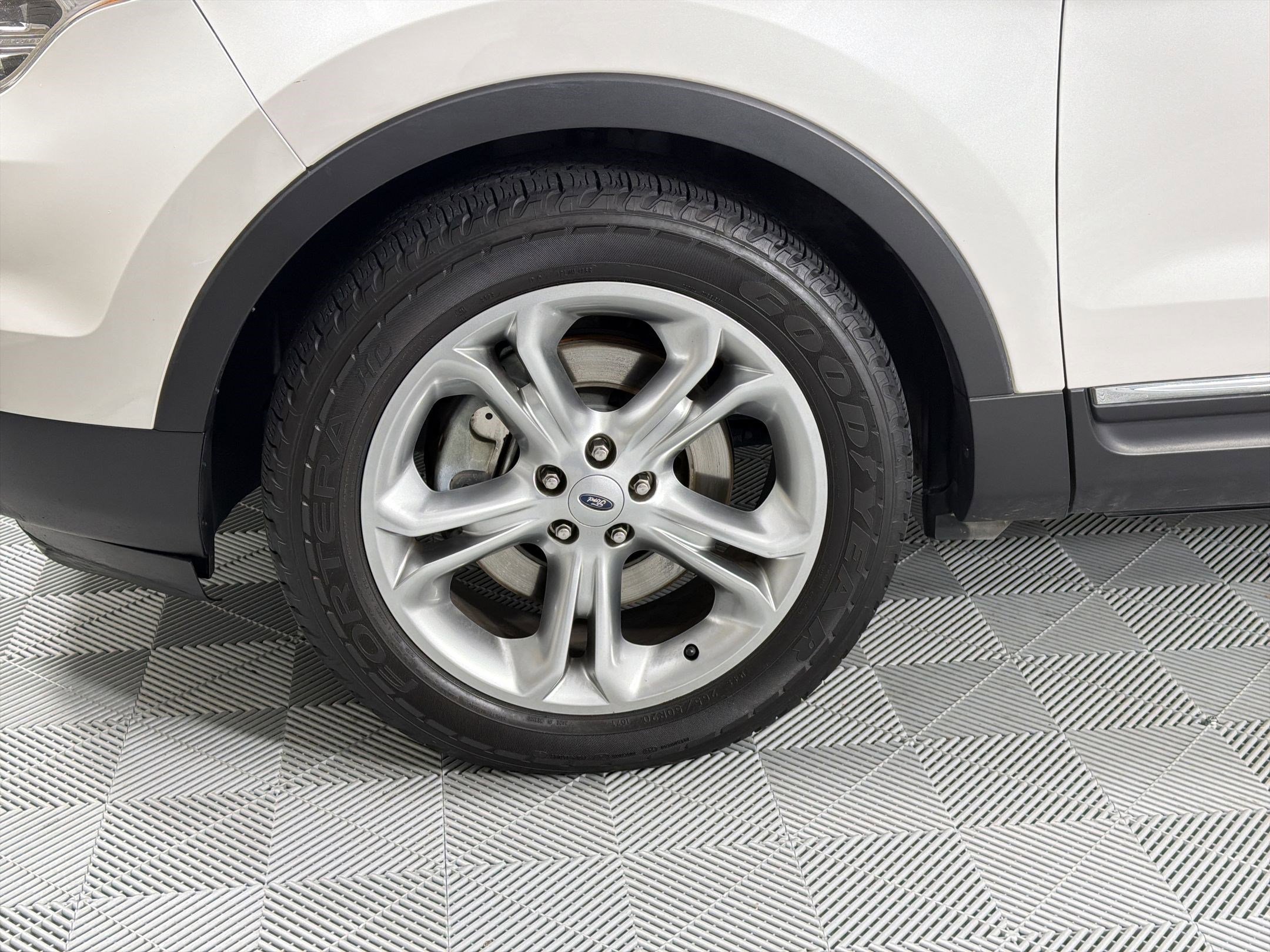 Used 2014 Ford Explorer Limited w/ Equipment Group 301A image 12