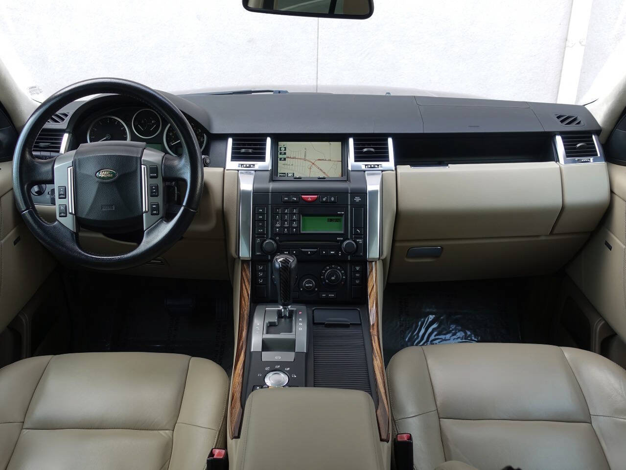 Used 2009 Land Rover Range Rover Sport HSE AWD/4WD image 36