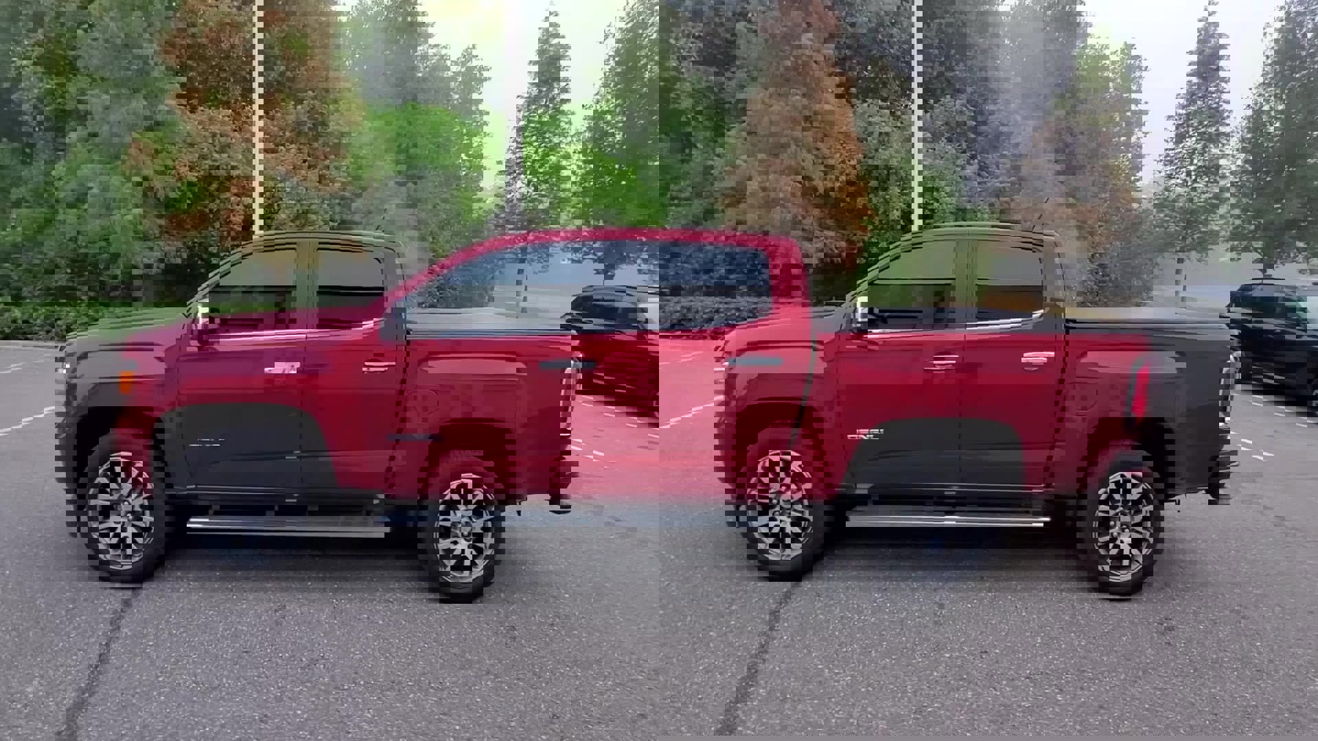 Used 2020 GMC Canyon Denali image 39