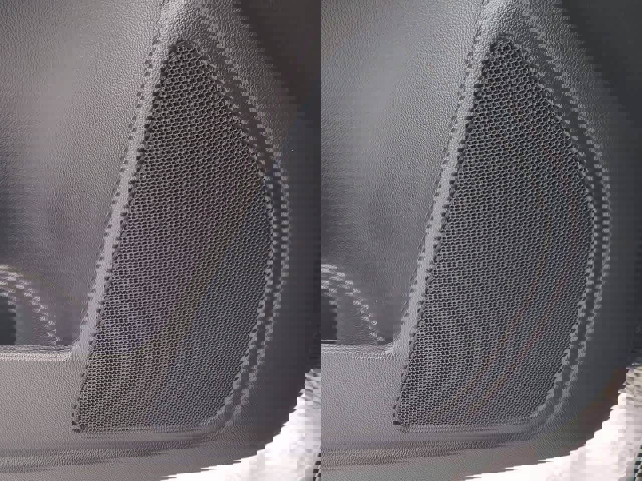 Used 2019 Chevrolet Colorado ZR2 image 30