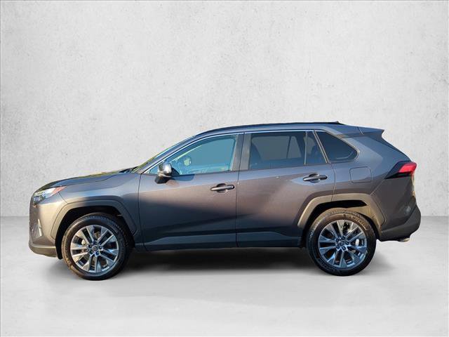 Used 2023 Toyota RAV4 XLE Premium image 7