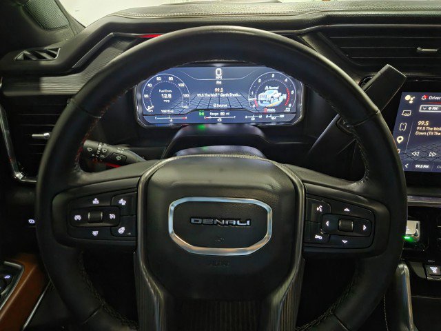 Used 2025 GMC Sierra 2500 Denali Ultimate AWD/4WD image 47