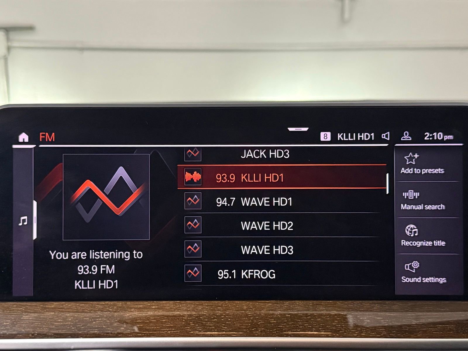 Used 2023 BMW X4 xDrive30i w/ Convenience Package image 35