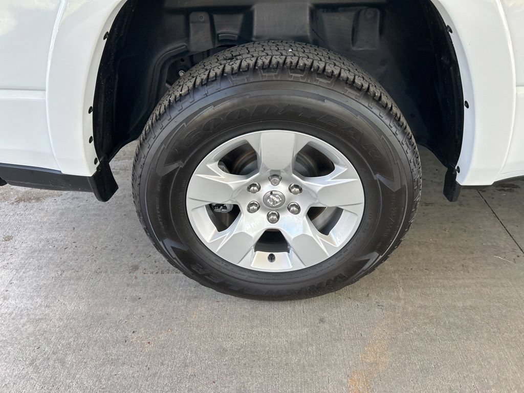 Used 2025 RAM 1500 Big Horn AWD/4WD image 26