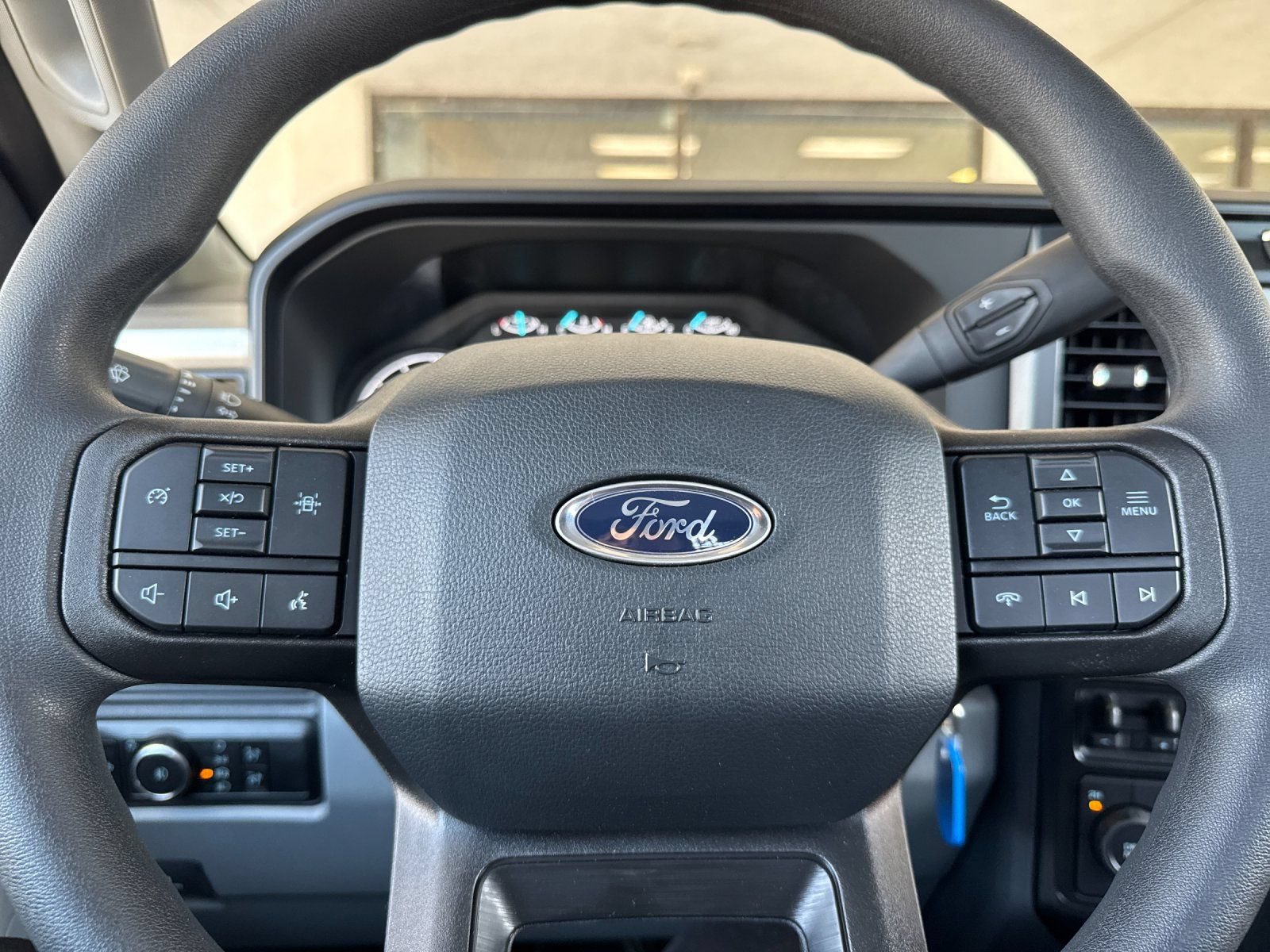 Used 2024 Ford F550 4x4 Regular Cab Super Duty image 21