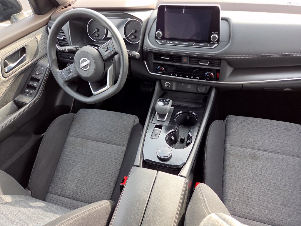 Used 2023 Nissan Rogue SV AWD/4WD image 28
