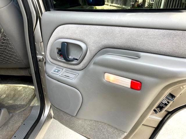 Used 1998 GMC Yukon SLT w/ Marketing Opt Pkg 5 image 40