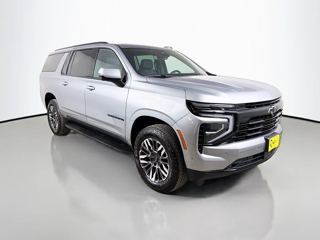 Used 2026 Chevrolet Suburban RST w/ Comfort Package AWD/4WD image 4