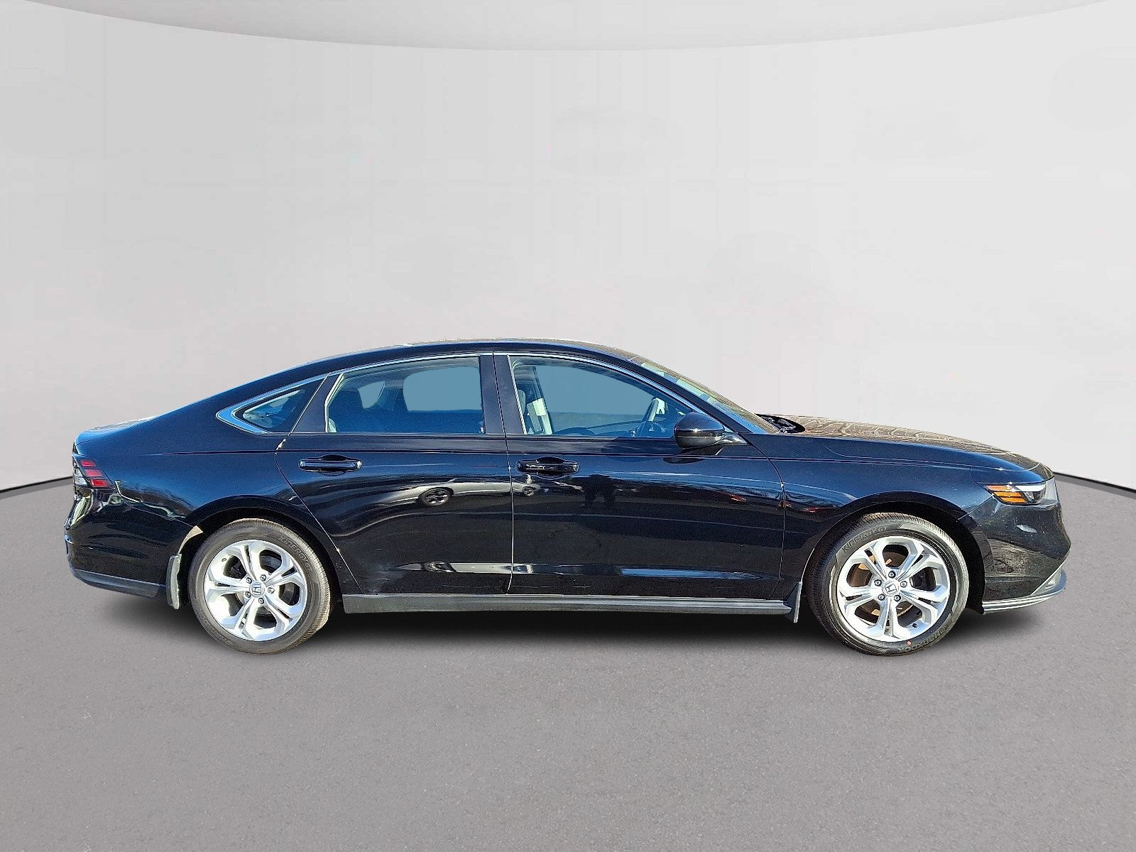 Certified 2023 Honda Accord LX image 12