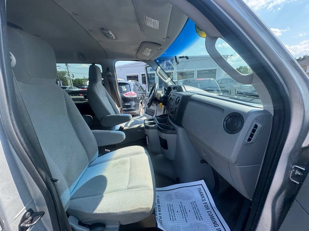 Used 2012 Ford E-350 and Econoline 350 XLT RWD image 26