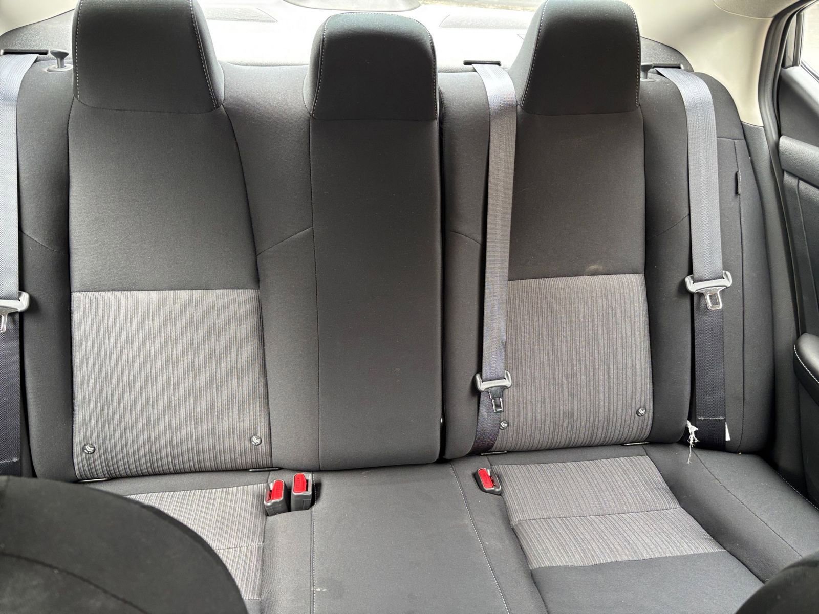 Used 2025 Nissan Sentra SV image 32