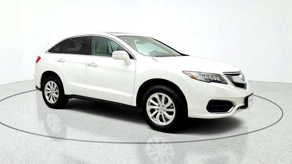 Used 2017 Acura RDX w/ Technology Package AWD/4WD image 3