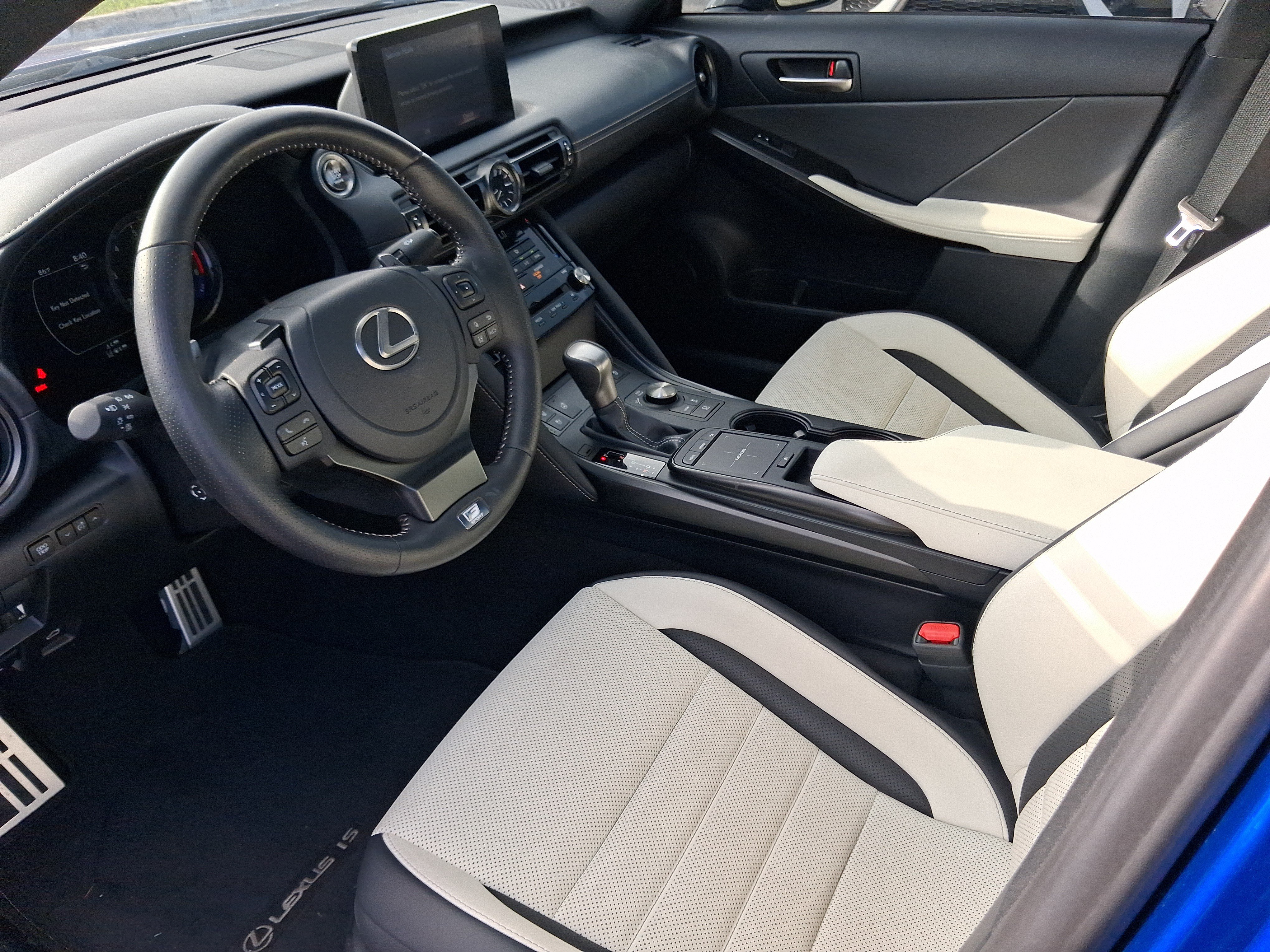 Used 2025 Lexus IS 350 F Sport w/ Accessory Package 2 RWD image 20