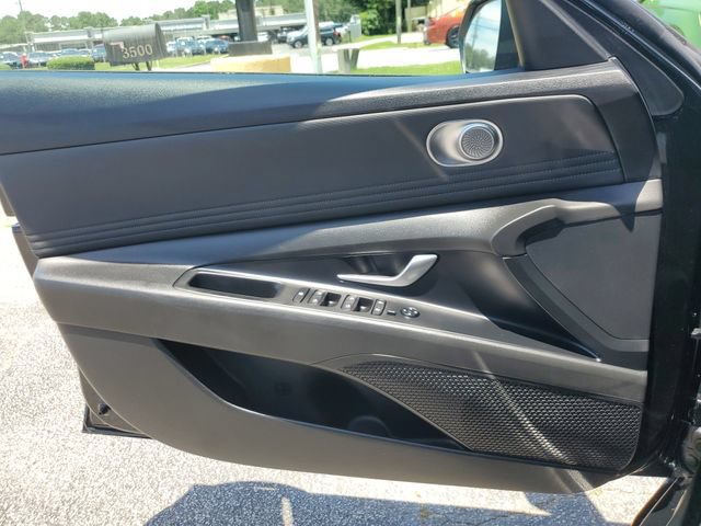 Used 2023 Hyundai Elantra SEL w/ Convenience Package FWD image 29