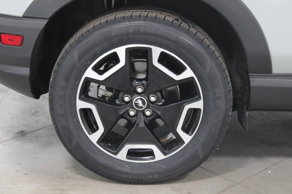 Used 2023 Ford Bronco Sport Outer Banks image 13