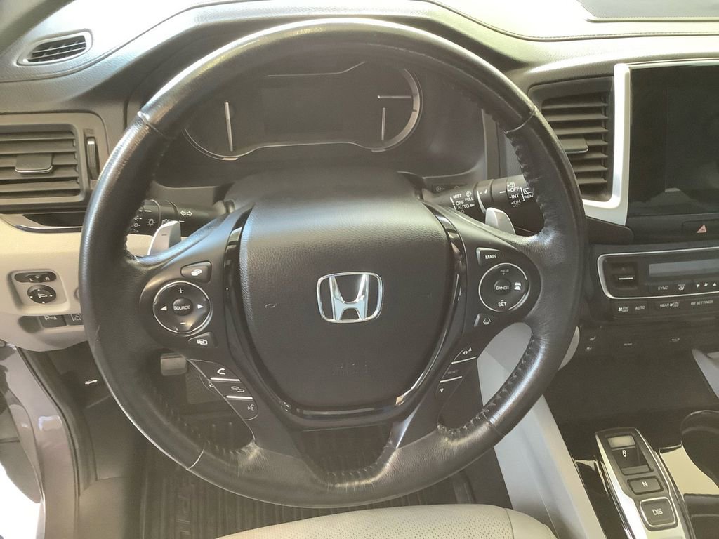 Used 2016 Honda Pilot Elite image 9
