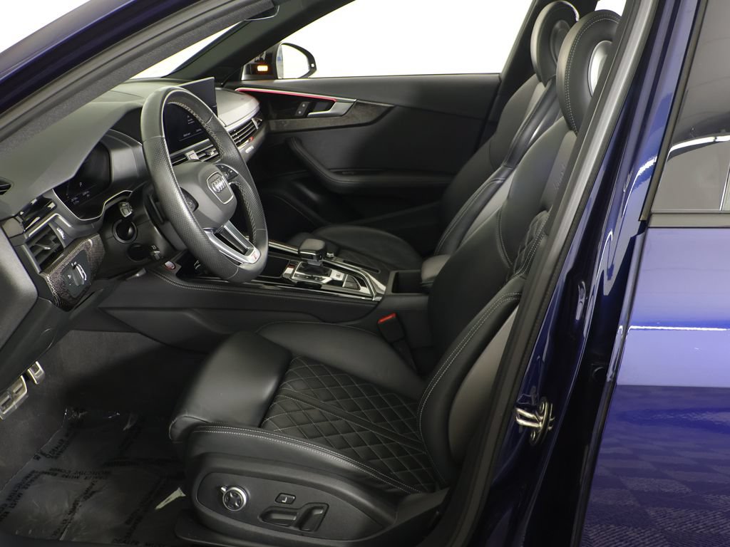 Used 2023 Audi S4 Premium Plus w/ Premium Plus Package AWD/4WD image 32