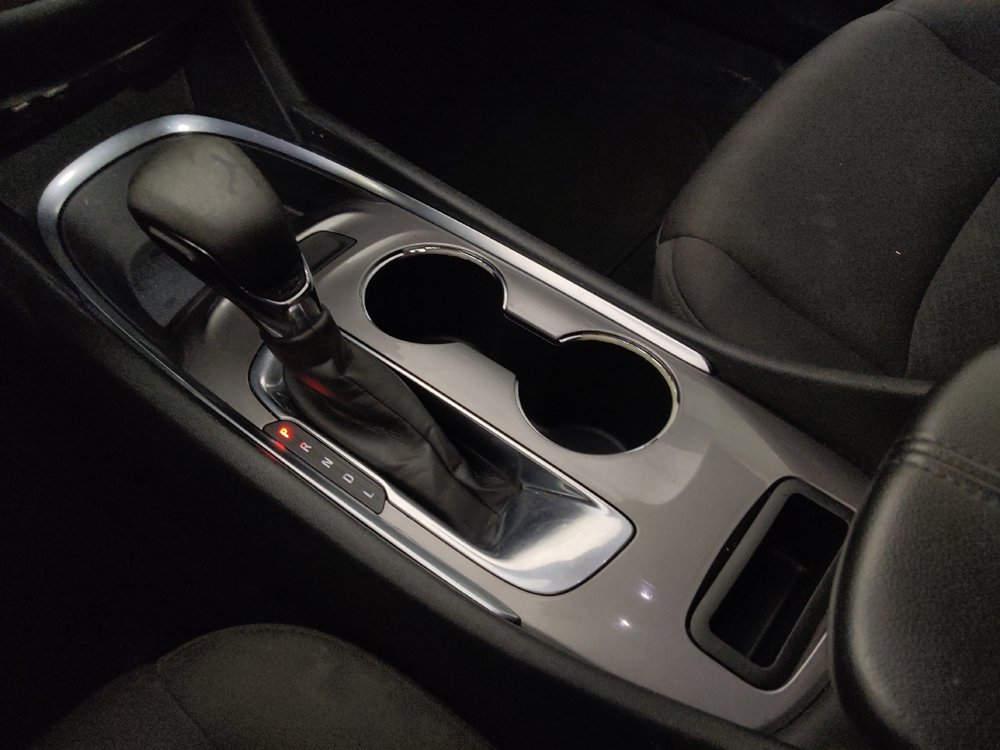 Used 2021 Chevrolet Malibu LT FWD image 26