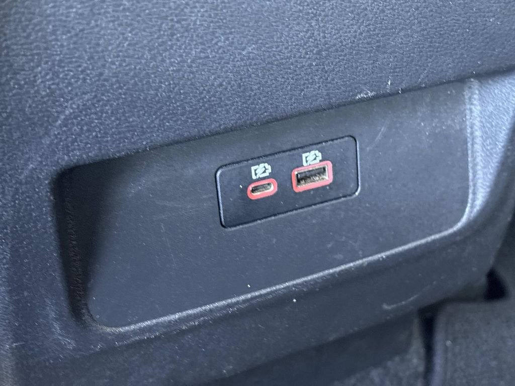 Used 2023 Nissan Frontier SV image 19