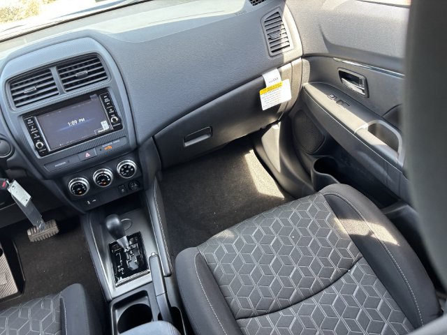 New 2027 Mitsubishi Outlander Sport FWD image 12