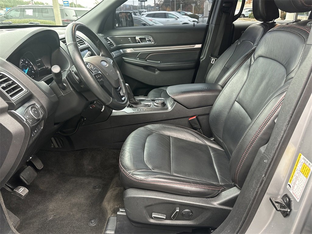 Used 2018 Ford Explorer Sport image 9