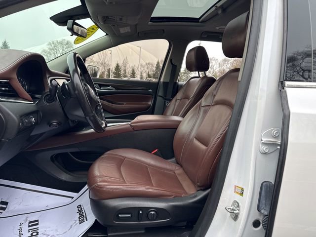 Used 2018 Buick Enclave Avenir image 18