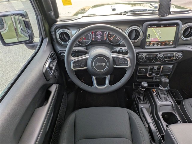 Used 2023 Jeep Wrangler Sahara w/ Cold Weather Group image 27