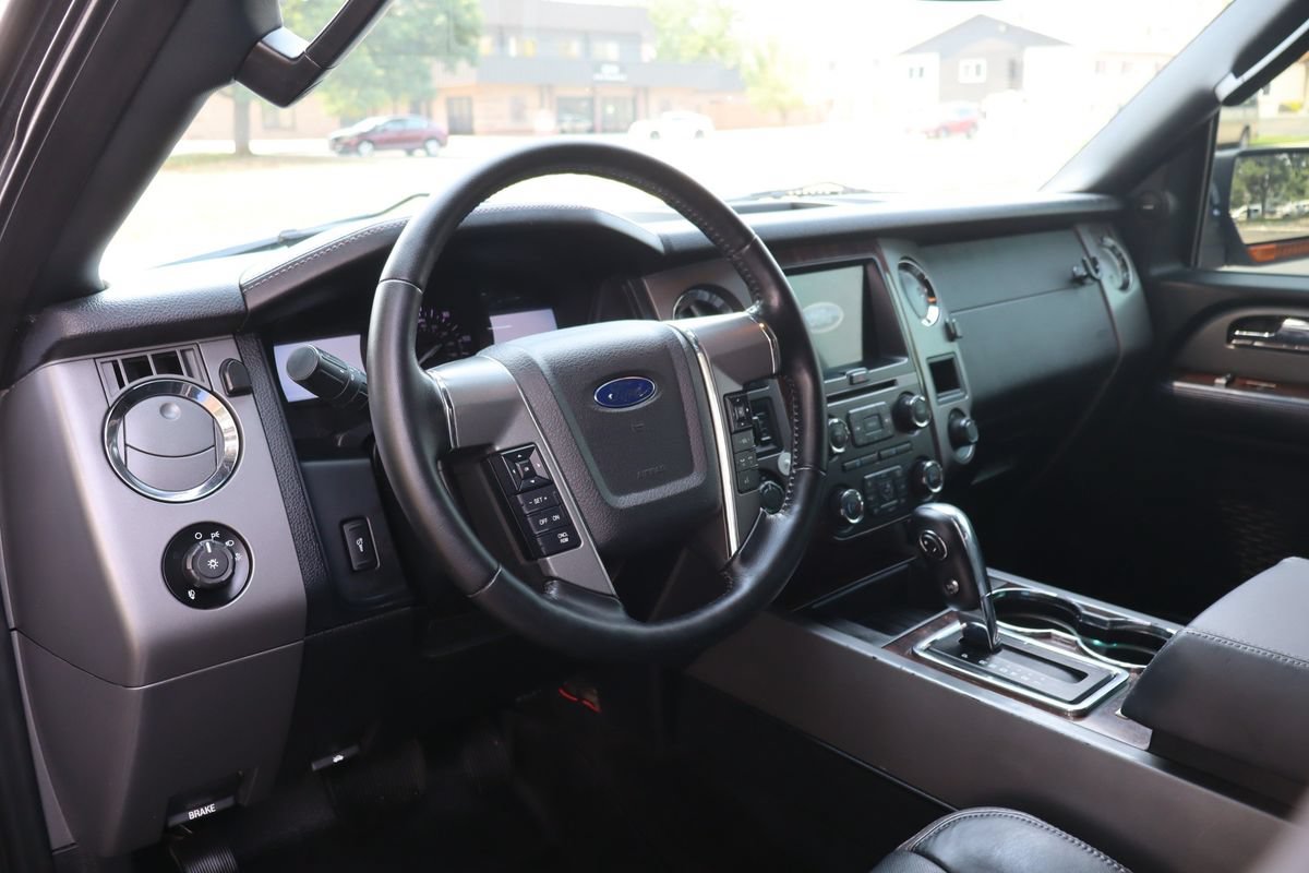 Used 2016 Ford Expedition Platinum AWD/4WD image 15
