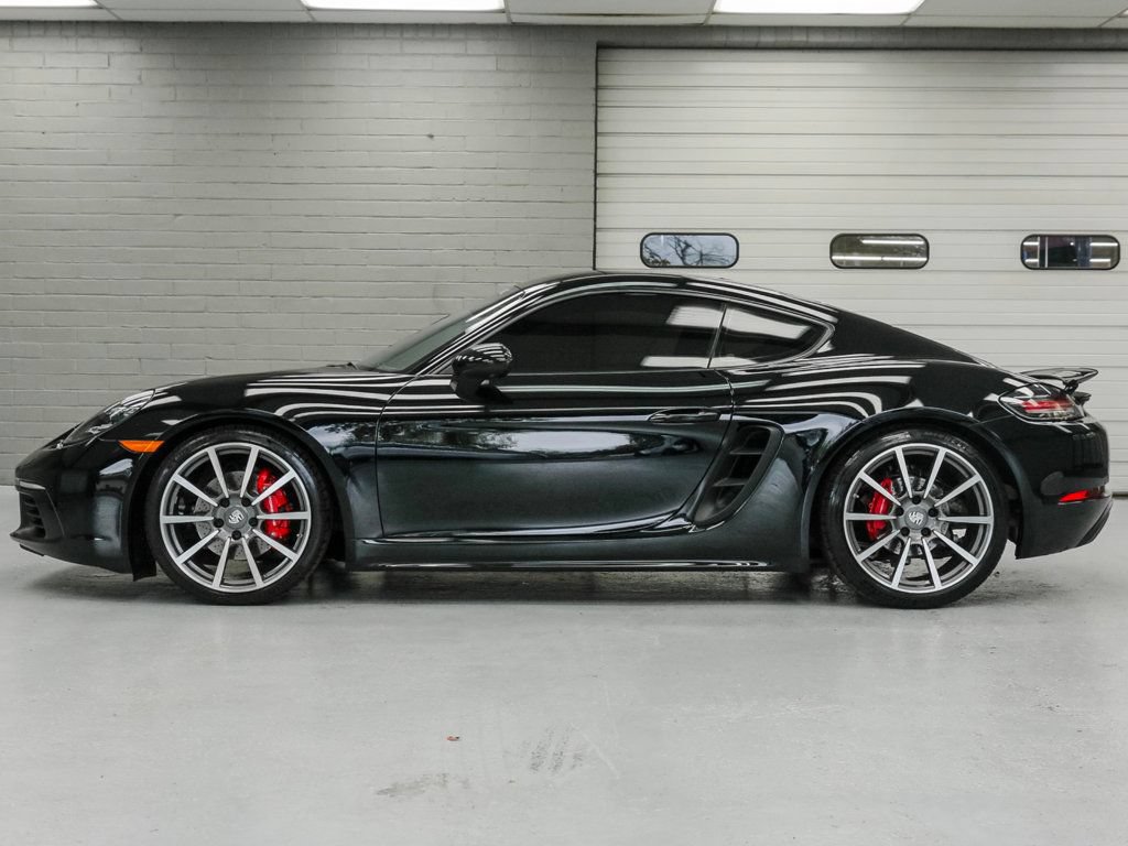 Used 2021 Porsche 718 Cayman S RWD image 4